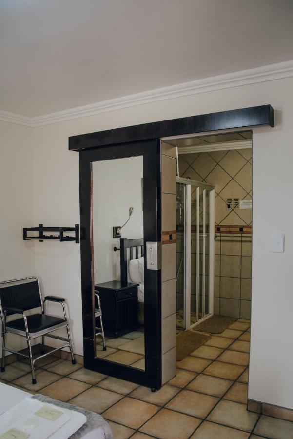 Towers Lodge Boksburg Ngoại thất bức ảnh